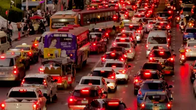 Транспорт на 284 млн тенге незаконно пытались ввезти в Казахстан