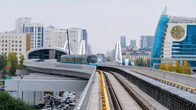 Более 100 тыс. пассажиров посетили LRT в Астане за день