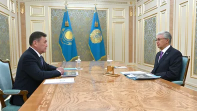 Аким Павлодарской области отчитался перед Токаевым