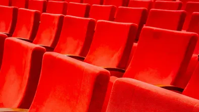 В Алматы парень умер в кинотеатре