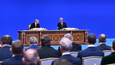 Казахстан и Россия договорились об АЭС, транспорте и образовании