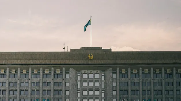 Некоторые депутаты попали под критику Токаева