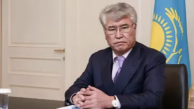 100% "Қазақ энциклопедиясы" вернут во владение государства