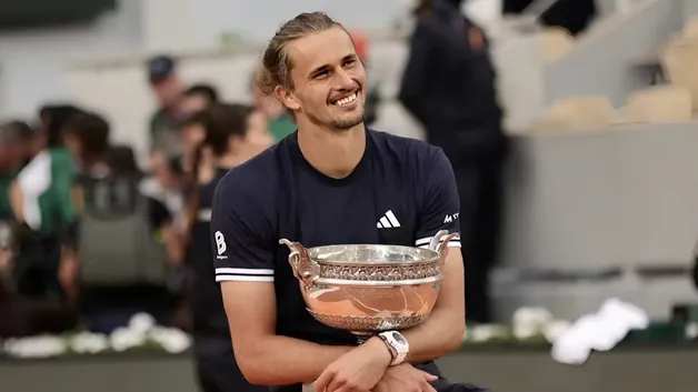 Пять сетов до мечты: Зверев впервые стал чемпионом Большого шлема