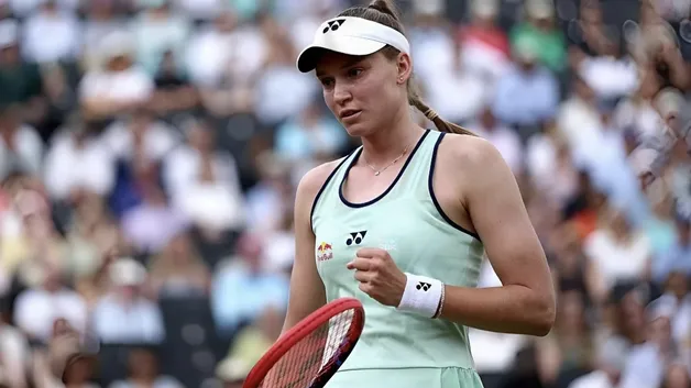 Рыбакина потерпела неожиданное поражение перед Уимблдоном