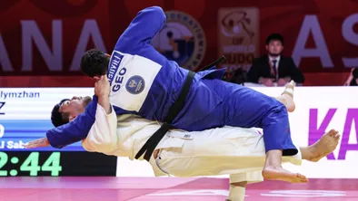 Казахстан выиграл золото и серебро в одном финале Кубка Европы по дзюдо
