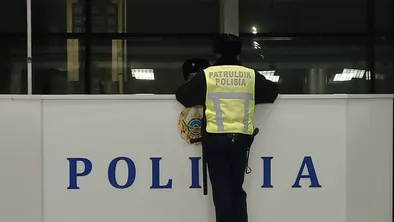 В Павлодарской области задержали группу вымогателей