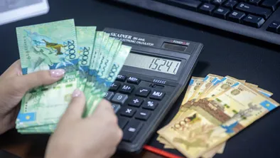 67 человек проходят подозреваемыми по делам о коррупции за июнь