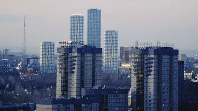 Агрессивных водителей наказали на Аль-Фараби в Алматы
