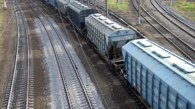 Подросток ударился током на крыше поезда: наказали его опекуна