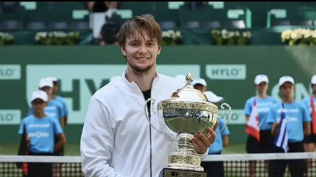 Александр Бублик в обновленном мировом рейтинге ATP