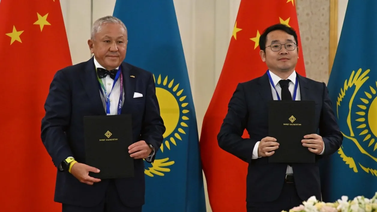 Казахстан и Китай подписали более 70 соглашений на $15 млрд