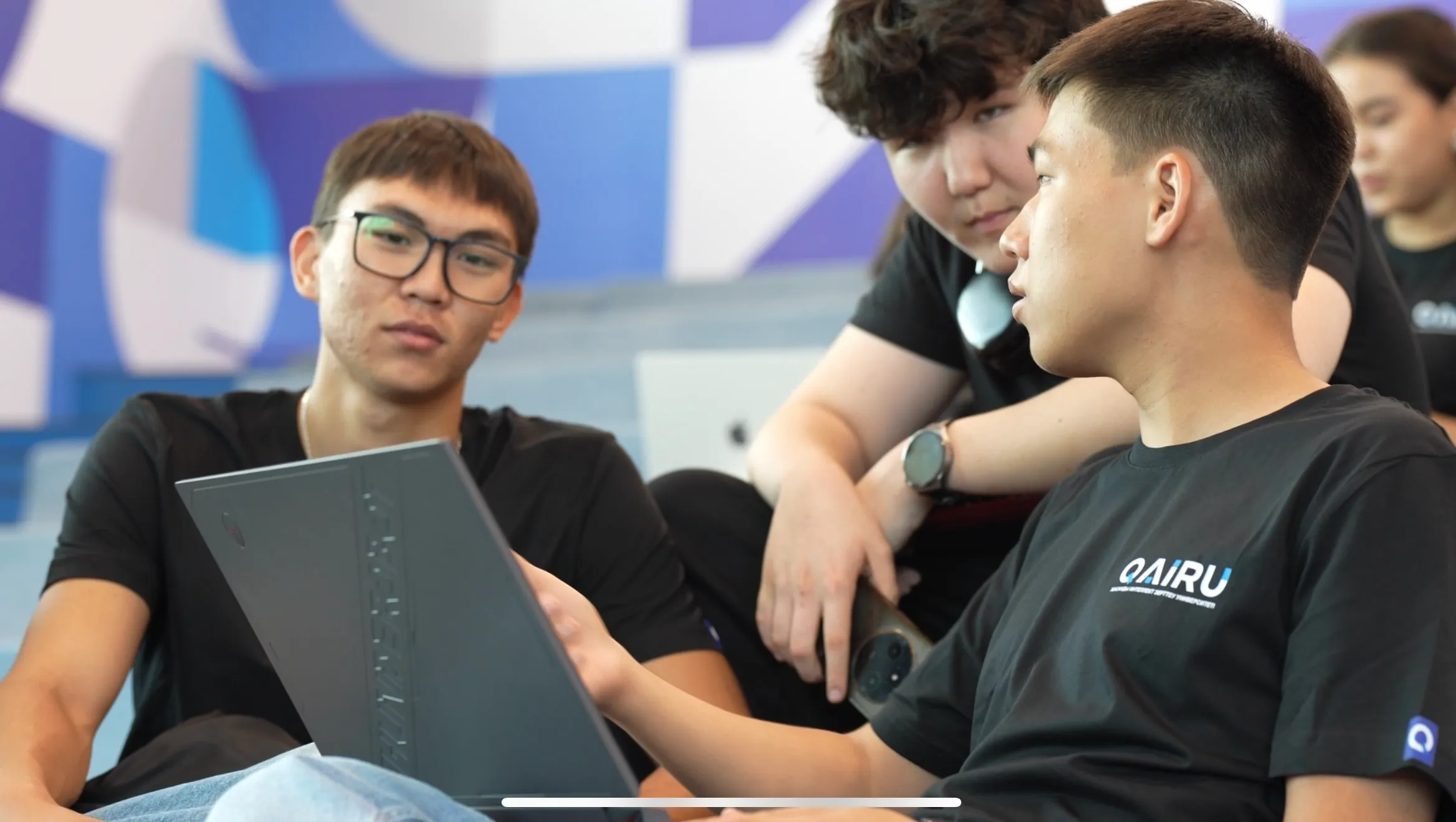 Astana Hub и QAIRU запустят программу поддержки для 100 студентов