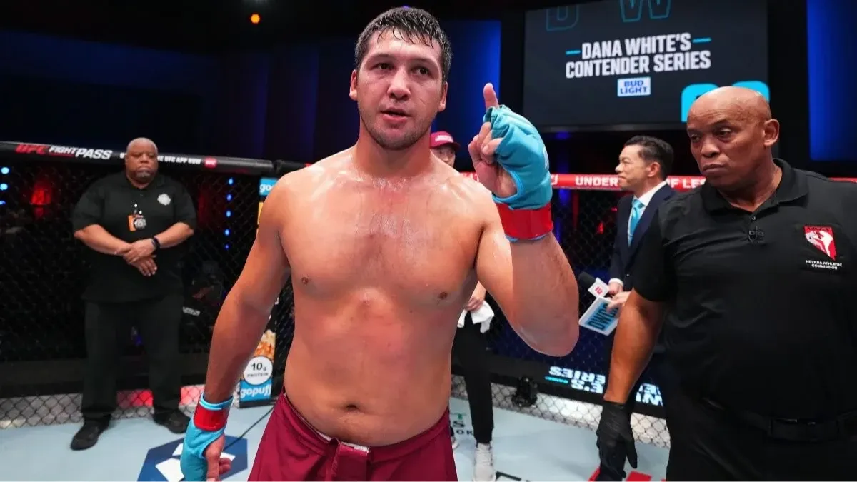 Казахстанский боец Дияр Нургожай узнал имя следующего соперника в UFC
