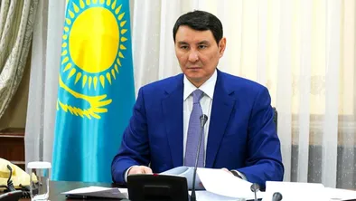  Согласно указу президента, Ерулан Жамаубаев назначен советником президента Республики Казахстан.